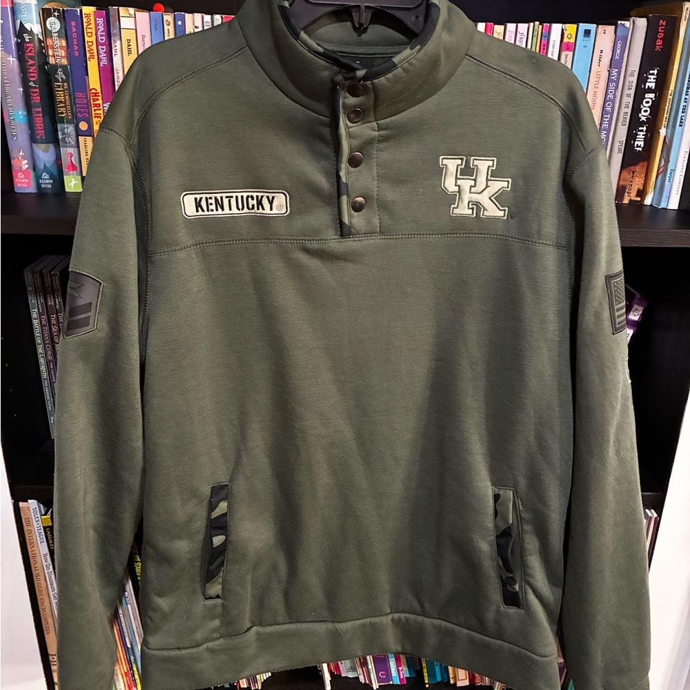 Kentucky Wildcats military snap sweater men’s Large Colosseum